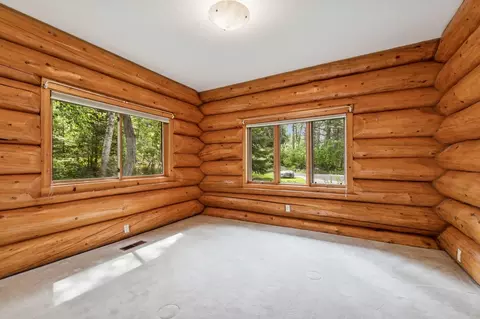 Bedroom - 551 Ranch Rd, Bigfork, MT 59911 photo 4 of 8