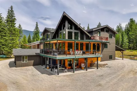 8 Copper Ridge Rd, Trout Creek, MT 59874