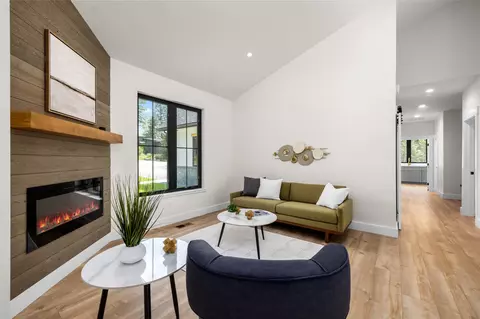 34 Turnberry Ln, Columbia Falls, MT 59912