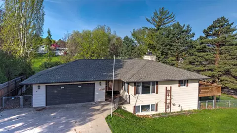 2207 Garland Dr, Missoula, MT 59803