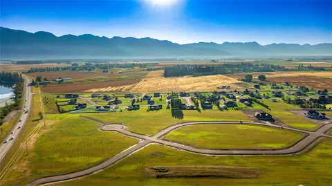 317 Scarface Peak Dr, Kalispell, MT 59901