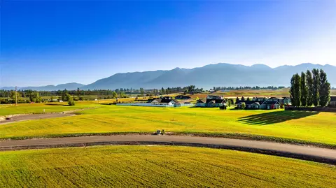 342 Scarface Peak Dr, Kalispell, MT 59901