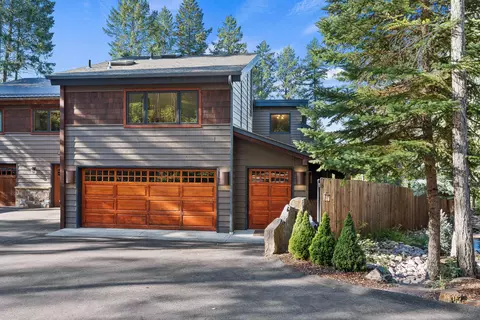1922 Suncrest Dr #1, Whitefish, MT 59937