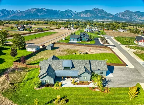 423 Bedrock Dr, Corvallis, MT 59828