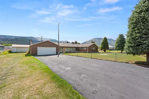 105 Howe St, Anaconda, MT 59711
