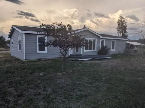 121 Camas Ranch Rd, Hamilton, MT 59840