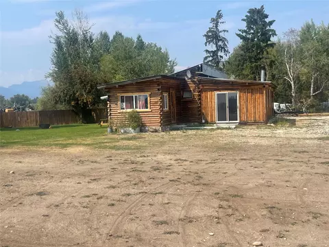 661 Old Corvallis Rd, Hamilton, MT 59840