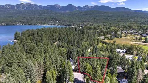 22 Marina Crest Ln, Whitefish, MT 59937