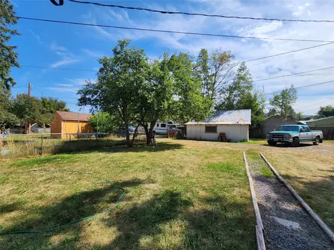 Exterior - 703 W 1st St, Libby, MT 59923 photo 2 of 18