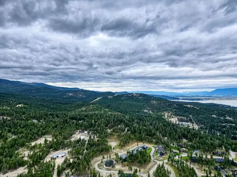 129 Blacktail Loop, Lakeside, MT 59922 photo 2