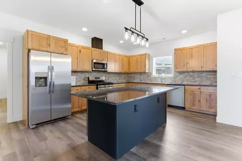 Kitchen - 208 Junebug Ct, Kalispell, MT 59901 photo 1 of 2