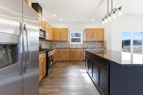 Kitchen - 208 Junebug Ct, Kalispell, MT 59901 photo 2 of 2