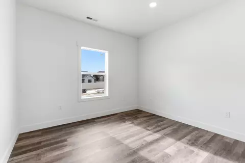 Bedroom - 208 Junebug Ct, Kalispell, MT 59901 photo 1 of 5