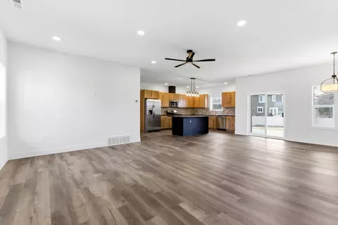 Living - 208 Junebug Ct, Kalispell, MT 59901 photo 1 of 2
