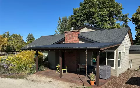 807 Honey House Ln, Corvallis, MT 59828