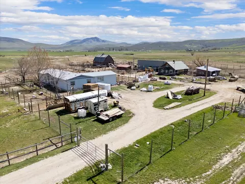 125 Hot Springs Rd, Hot Springs, MT 59845