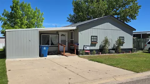 3825 Vigilante Dr, Great Falls, MT 59405