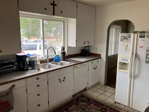 Kitchen - 1504 Dakota Ave, Libby, MT 59923 photo 4 of 6