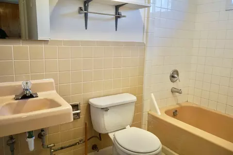 Bath - 575 9th St, Eureka, MT 59917 photo 2 of 2
