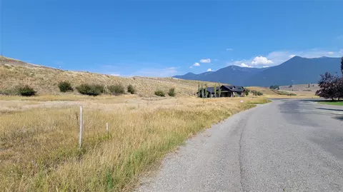 187 Heron Rd, Eureka, MT 59917 photo 4