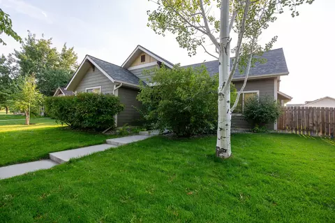 959 Flanders Creek Ave, Bozeman, MT 59718