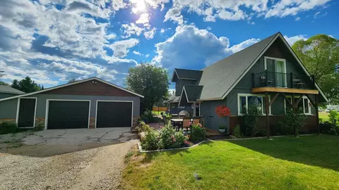 205 Mountain View Dr, Victor, MT 59875