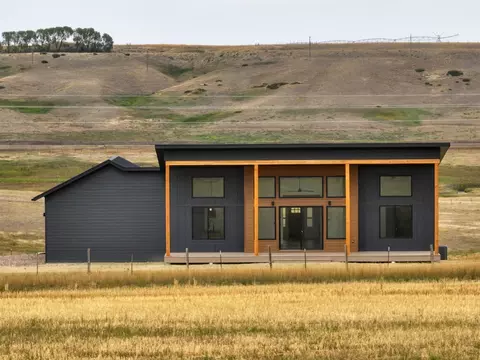 406- Abc 2nd Rd SW, Fairfield, MT 59436