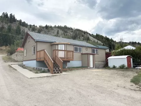 812 E 8th St, Anaconda, MT 59711