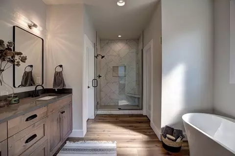 Bath - 172 W Monture Rdg, Kalispell, MT 59901 photo 3 of 6