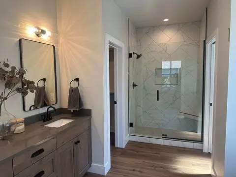 Bath - 172 W Monture Rdg, Kalispell, MT 59901 photo 2 of 6