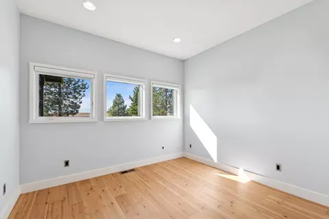 Bedroom - 233 Acres Ln, Eureka, MT 59917 photo 5 of 7