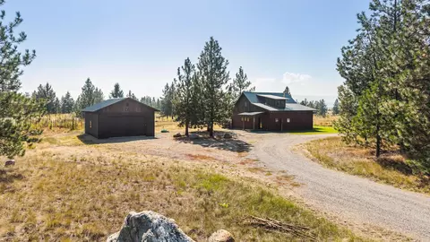 Exterior - 233 Acres Ln, Eureka, MT 59917 photo 2 of 8