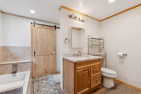 Bath - 150 Whisper Ridge Dr, Bigfork, MT 59911 photo 4 of 5