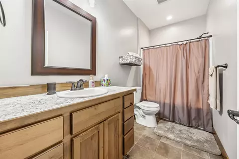 Bath - 12 W Cherry St, Clancy, MT 59634 photo 5 of 5