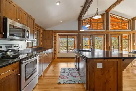 Kitchen - 471 Carpenter Ln, Eureka, MT 59917 photo 2 of 5