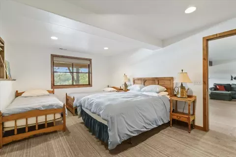 Bedroom - 471 Carpenter Ln, Eureka, MT 59917 photo 5 of 6