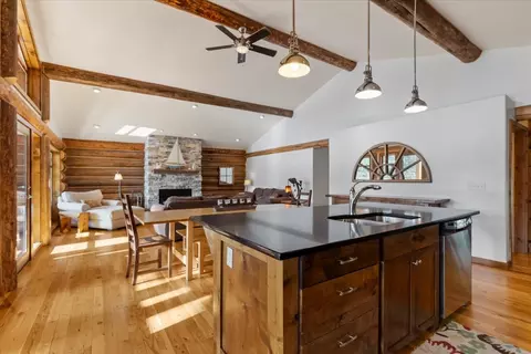 Kitchen - 471 Carpenter Ln, Eureka, MT 59917 photo 4 of 5