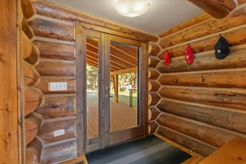 Entry Way - 471 Carpenter Ln, Eureka, MT 59917 photo 1 of 2