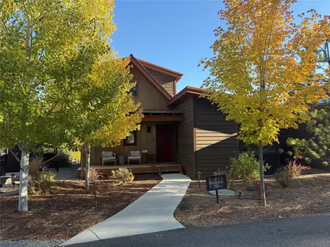 66 Cottage Lake Ln, Eureka, MT 59917