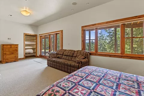 Bedroom - 5868 Sinclair Creek Rd, Eureka, MT 59917 photo 11 of 15