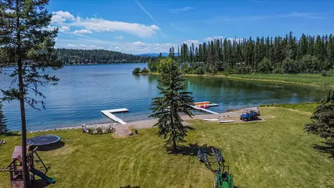 View/Area - 5868 Sinclair Creek Rd, Eureka, MT 59917 photo 5 of 11