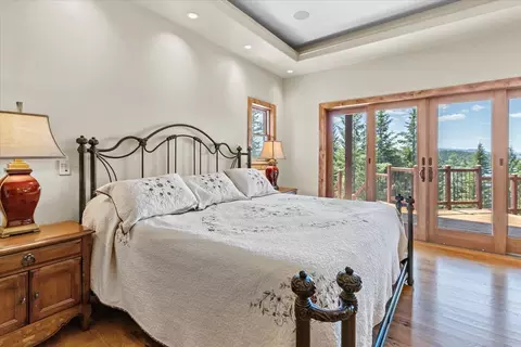 Bedroom - 5868 Sinclair Creek Rd, Eureka, MT 59917 photo 2 of 15