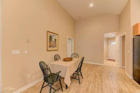 Dining - 31 Stoney Brook Dr #B, Clancy, MT 59634 photo 2 of 3
