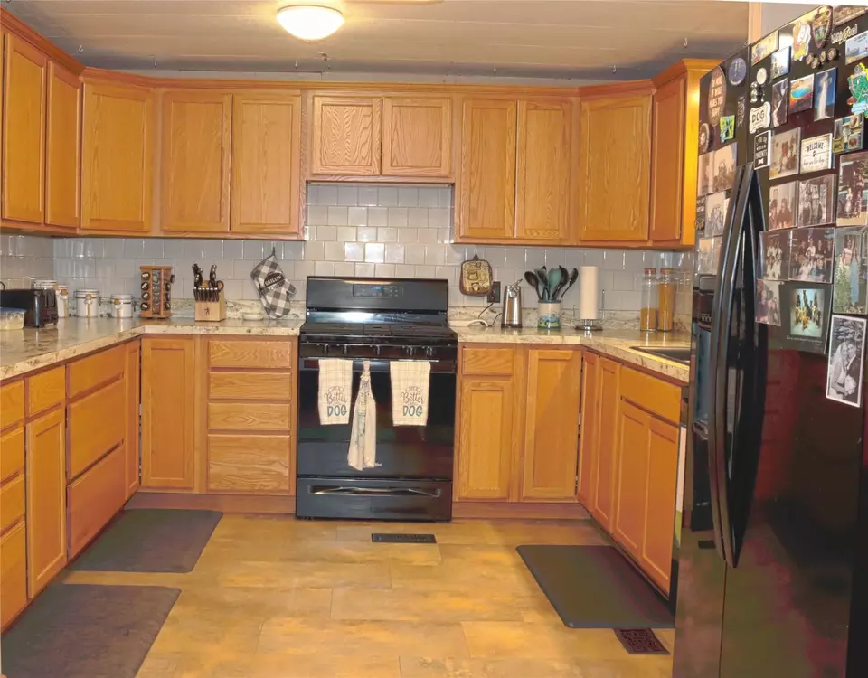 Kitchen - 820 4th St, Big Sandy, MT 59520 photo 3 of 5
