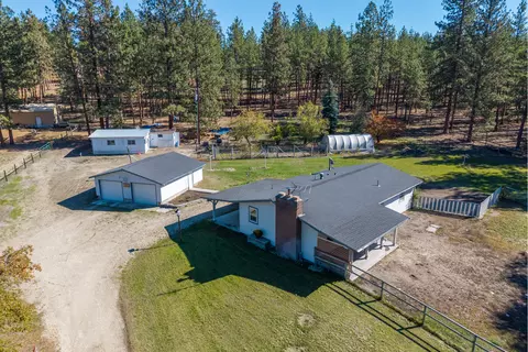 5590 Eastside Hwy, Stevensville, MT 59870