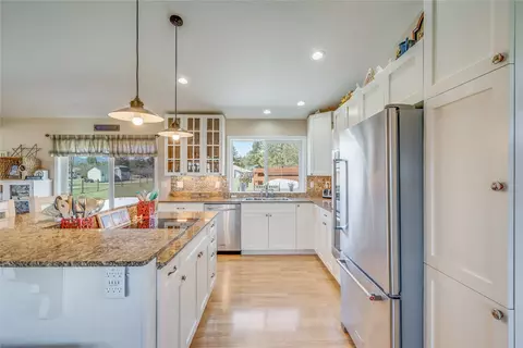 132 Lone Fox Trl, Kalispell, MT 59901