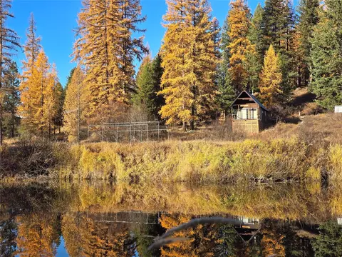 338 River View Dr, Yaak, MT 59935