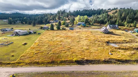 35208 Anna Lee Ln, Polson, MT 59860