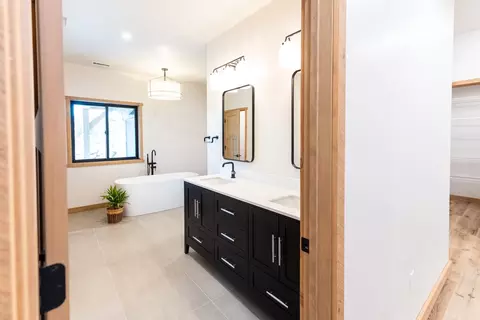 Bath - 80 Mountain Meadow Rd, Clancy, MT 59634 photo 17 of 21