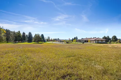 351 Chapman Ln, Bigfork, MT 59911